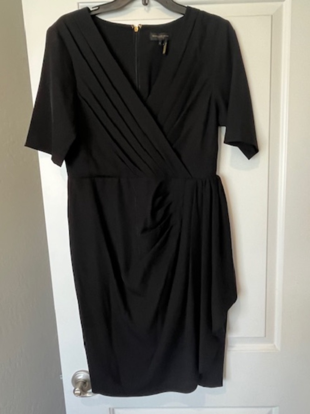 Donna Karan Black Faux Wrap Short Sleeve Classic Career Dress Sz 8 Church LBD